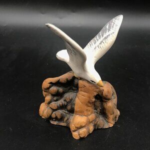 Vintage Cardee West Driftwood Sculpture with Bisque Seagull Figurine, Natural